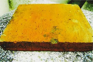 Carreau de terre cuite fabriqué à Boutiers