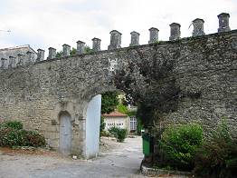 Entrée crénelée