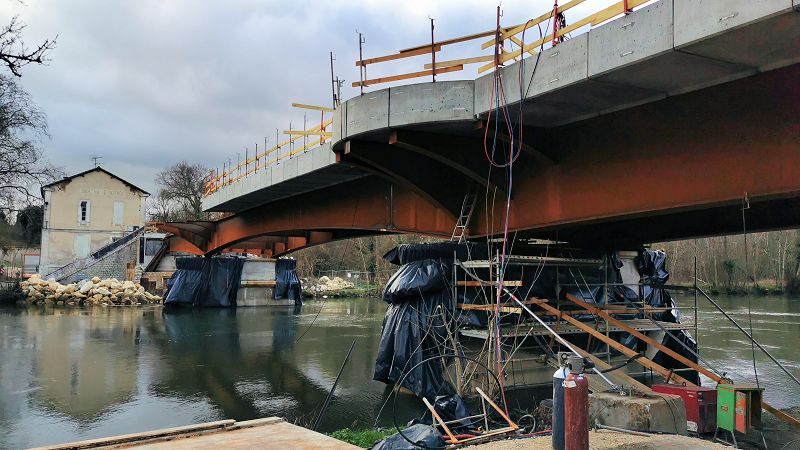 Pont de Chatenay en reconstruction...