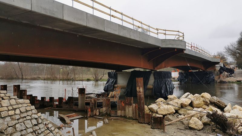 Pont de Chatenay en reconstruction...