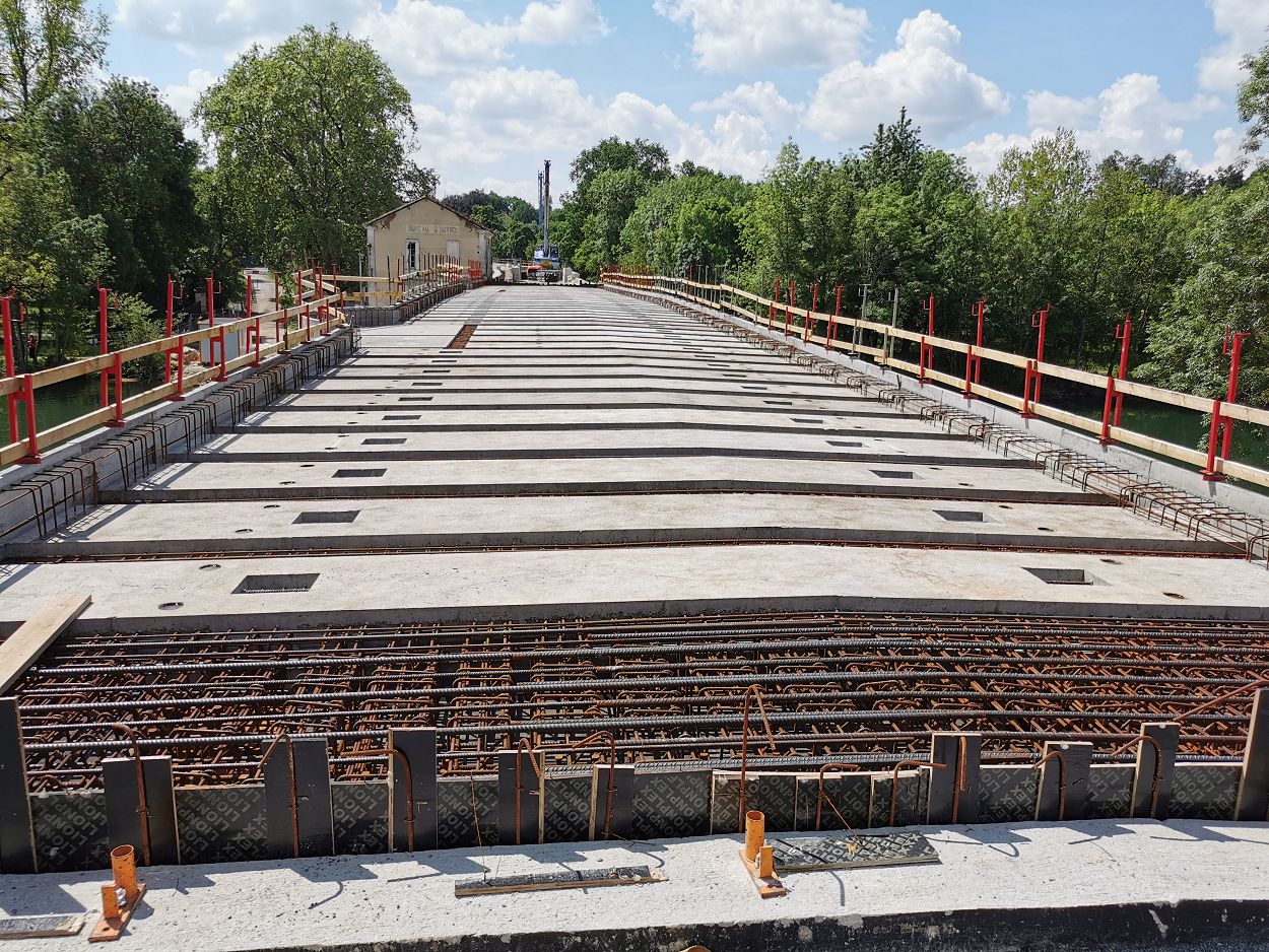Pont de Chatenay en reconstruction...