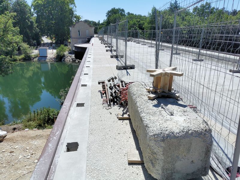Pont de Chatenay en reconstruction...
