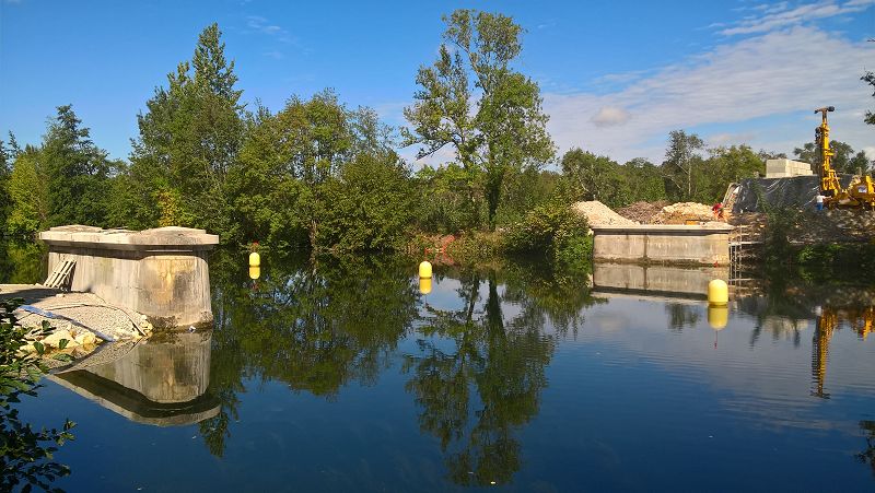 Fin du pont en béton...
