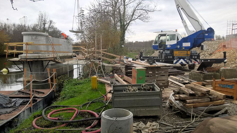 Pont de Chatenay en reconstruction...