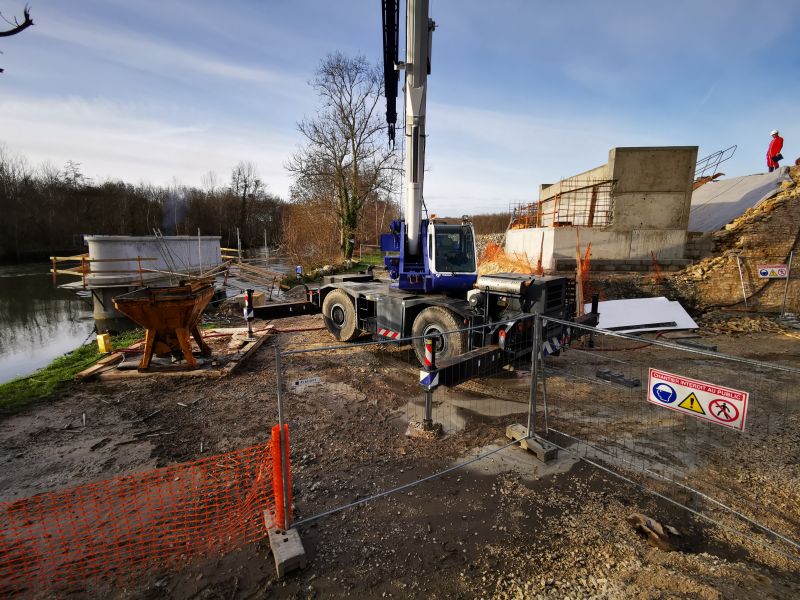Pont de Chatenay en reconstruction...