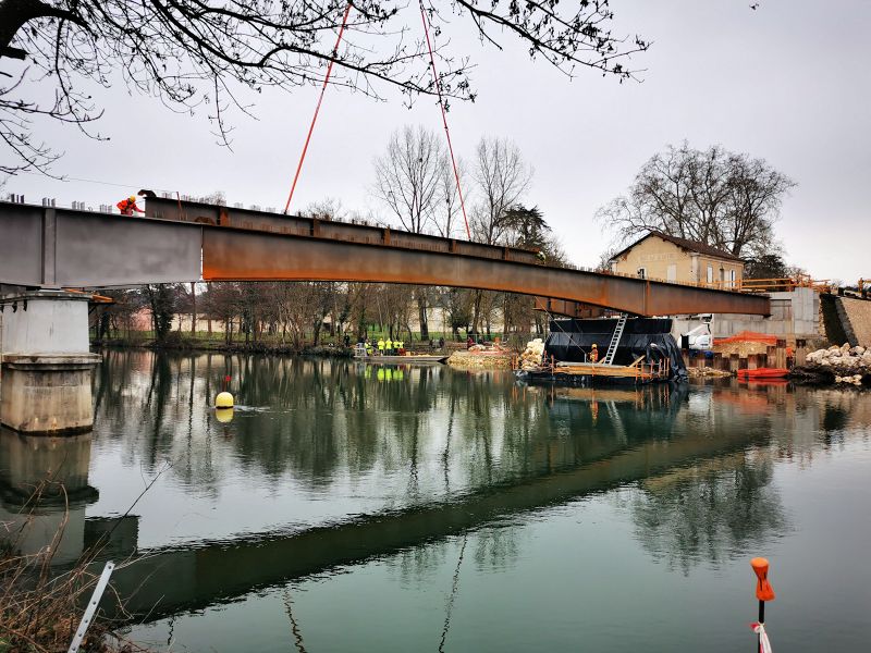 Pont de Chatenay en reconstruction...