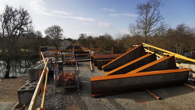Pont de Chatenay en reconstruction...