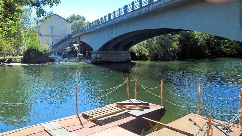 Pont de Chatenay ferm