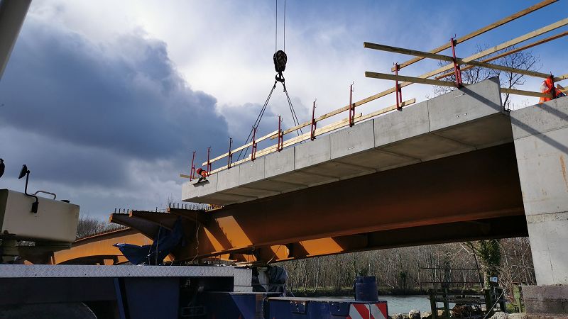 Pont de Chatenay en reconstruction...