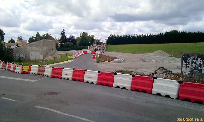 Le rond-point prend forme...