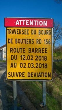 Route barrée pendant 3 semaines à Boutiers...